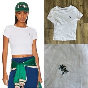Beverly Hills x REVOLVE Cropped Baby Tee in White Palm